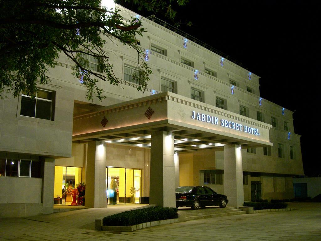 Jardin Secret Hotel Лхаса Екстер'єр фото